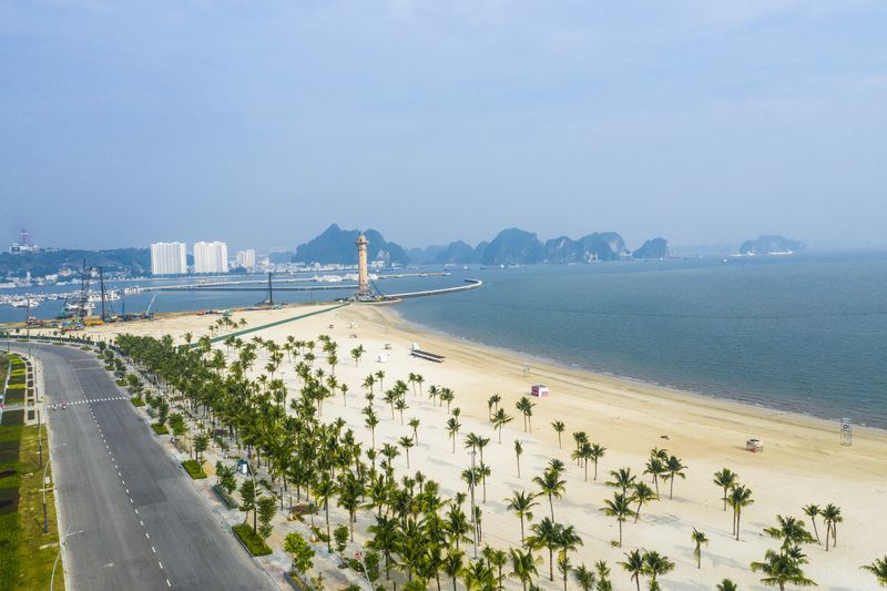 Biển Bãi Cháy có phải biển nhân tạo không?