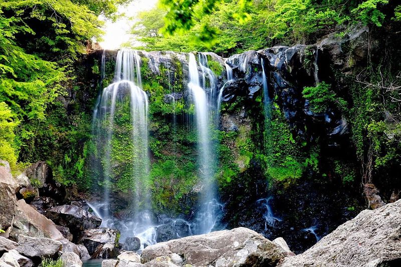 Thác Cheonjiyeon (Jeju)